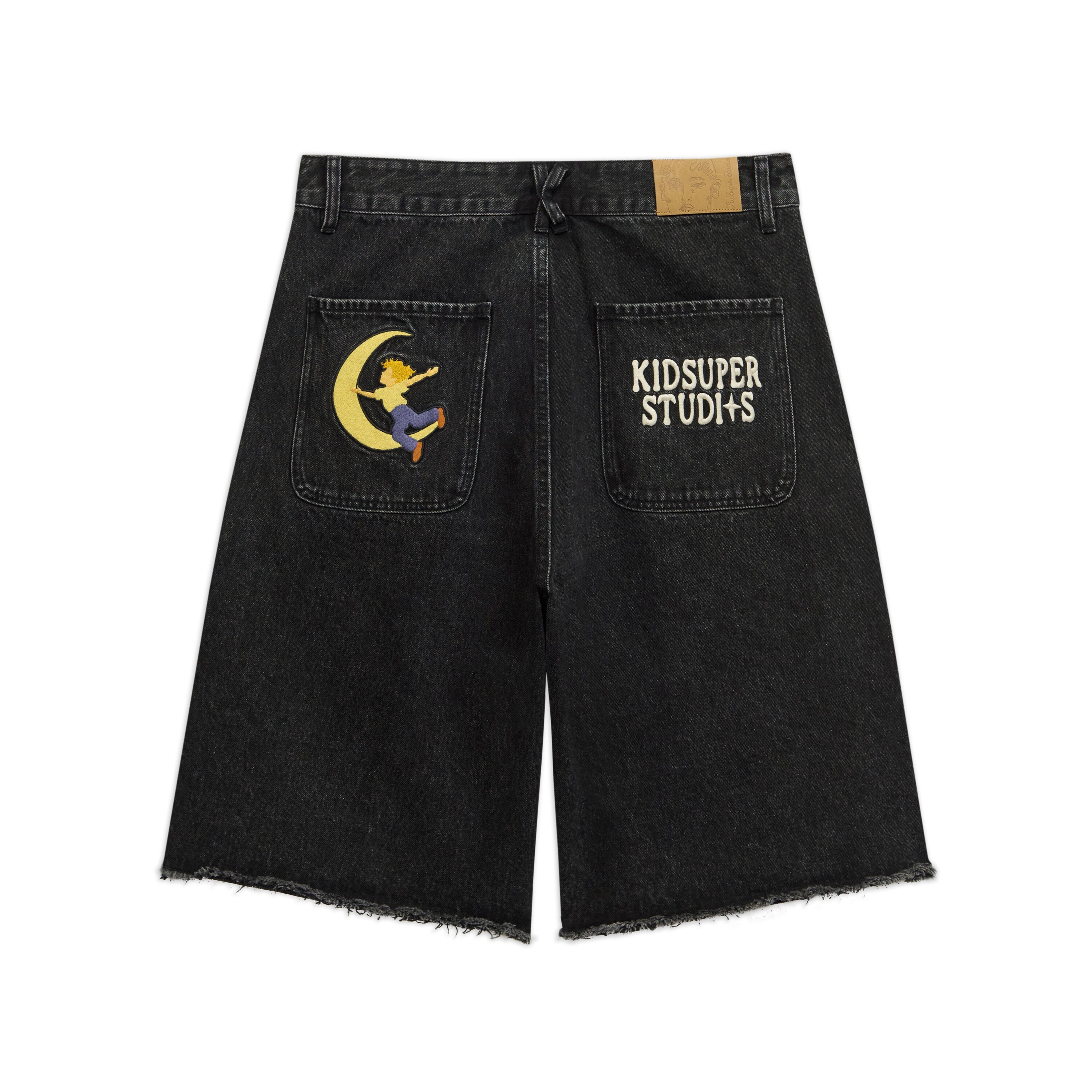 Patches Denim Short [Black]