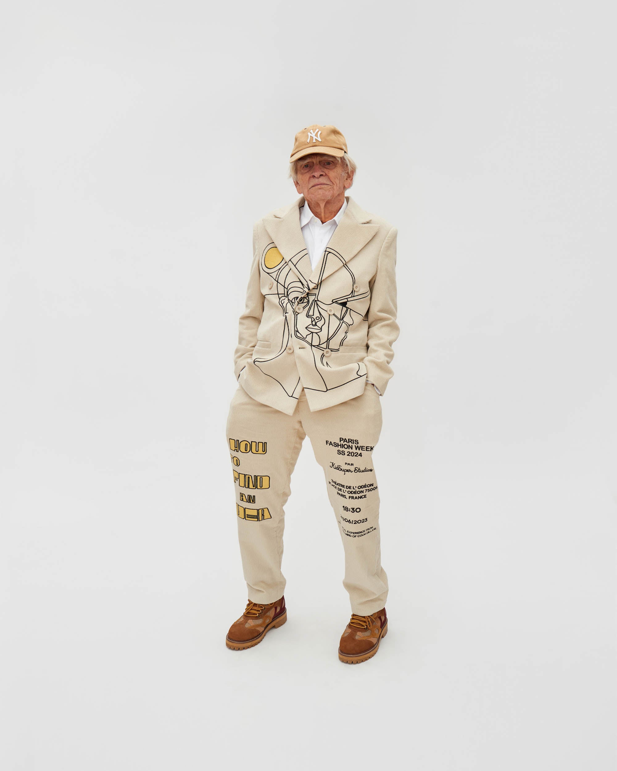 How to Find an Idea Poster Suit Top [Beige]