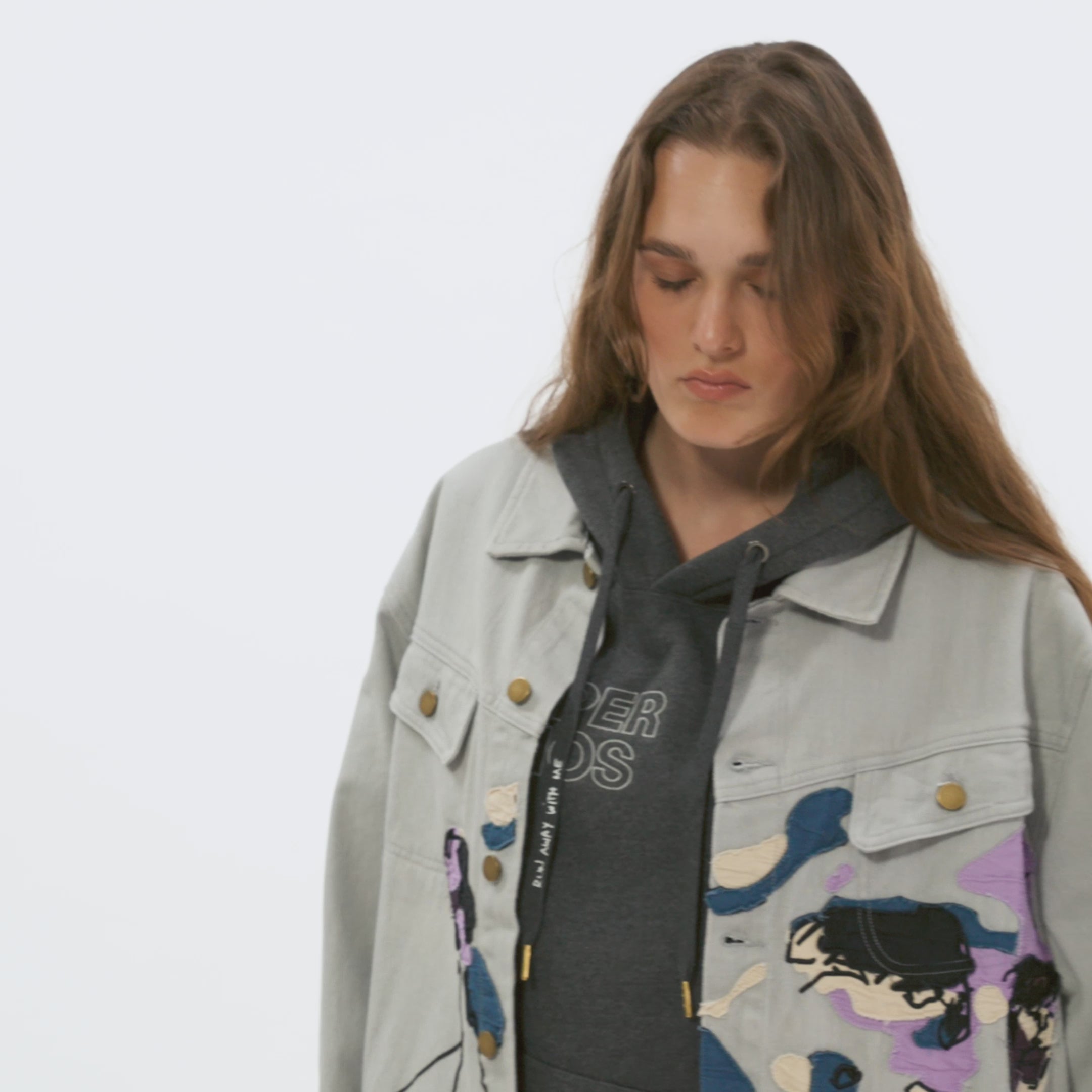 Face Embroidered Denim Jacket [Grey]